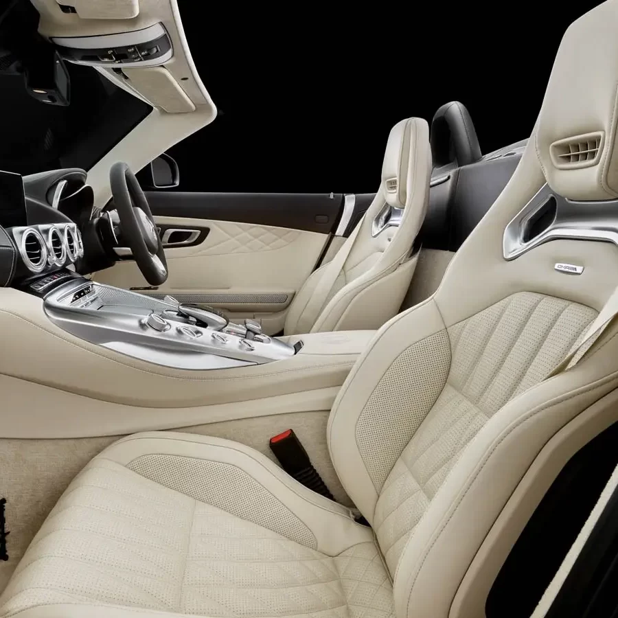 Mercedes GT Roadster AMG 4.4L Twin-Turbo - Image 2